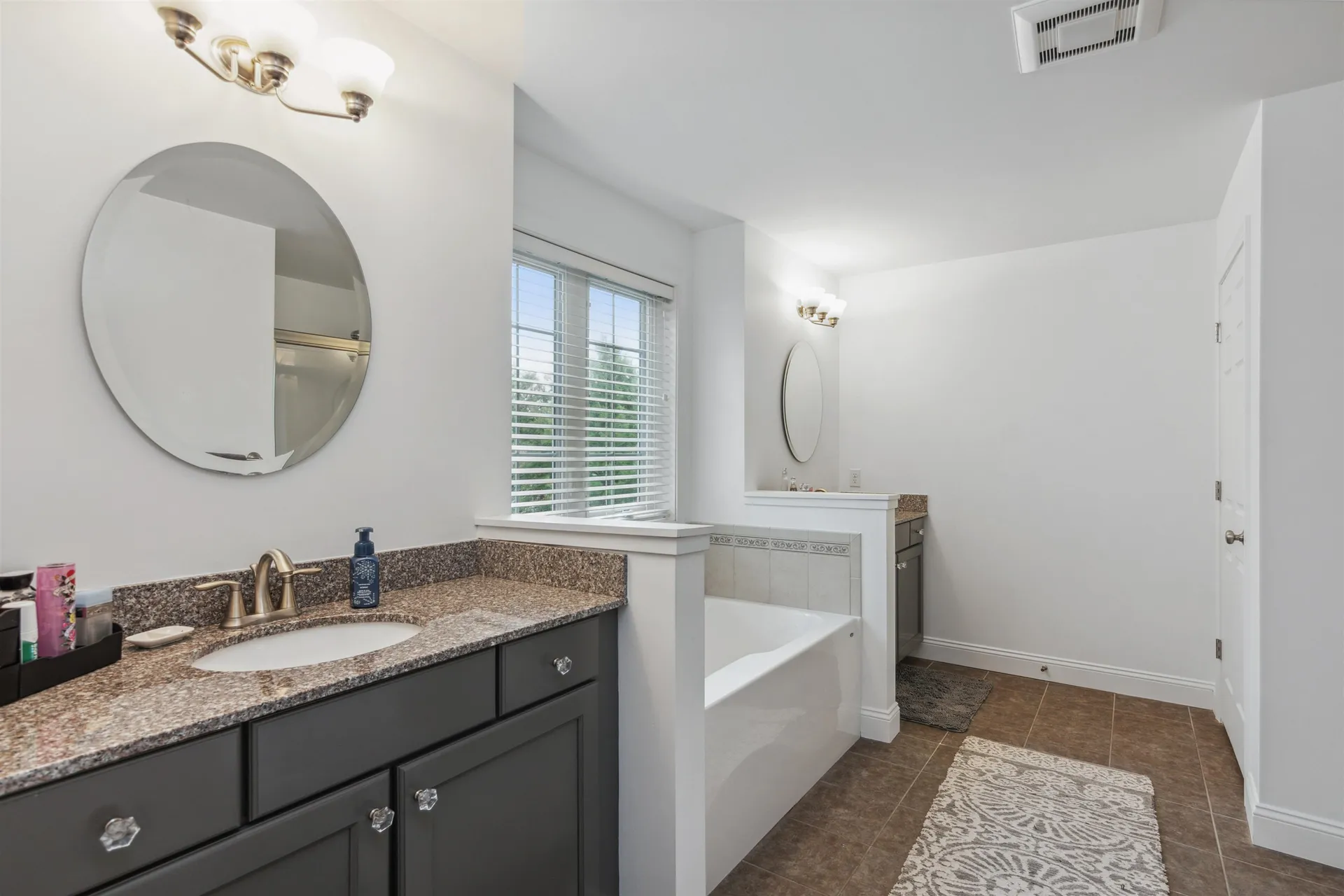 41 Laurel Drive Essex VT 05452