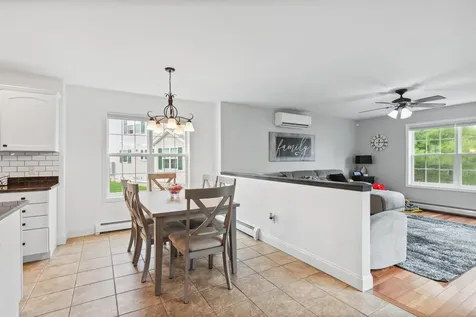 41 Laurel Drive Essex VT 05452
