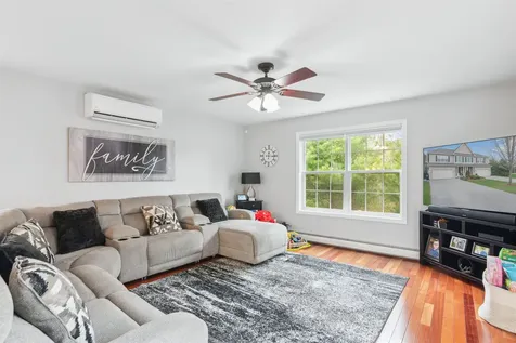 41 Laurel Drive Essex VT 05452