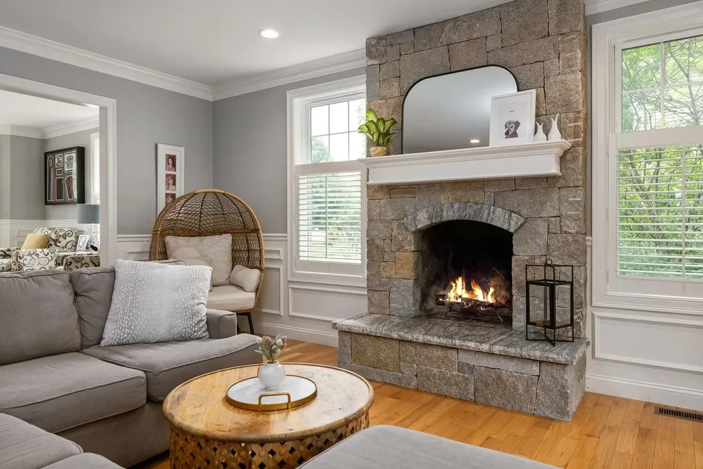 41 Chisholm Farm Drive Stratham NH 03885