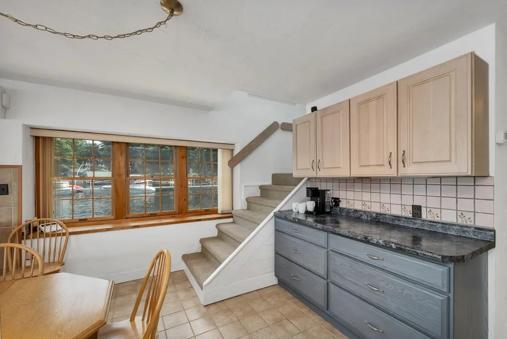 417 Weirs Road Gilford NH 03249