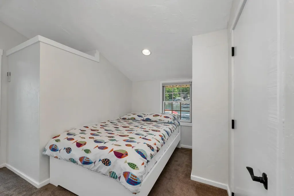 417 Weirs Road Gilford NH 03249