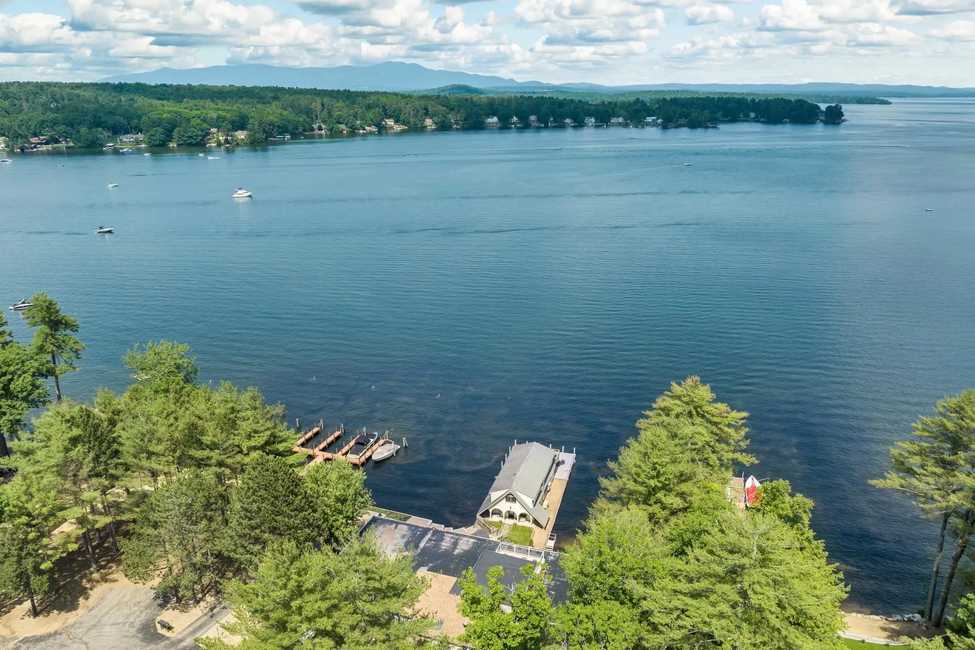 417 Weirs Road Gilford NH 03249