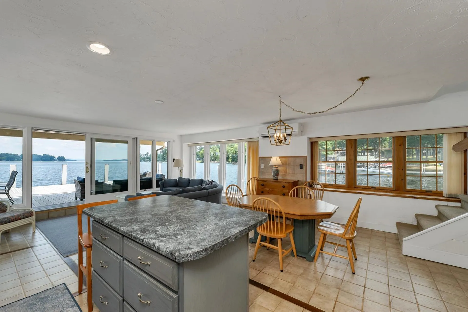 417 Weirs Road Gilford NH 03249