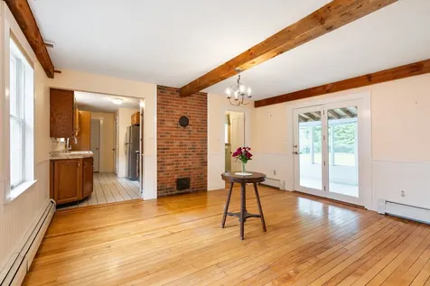 102 Davis Road Bradford NH 03221