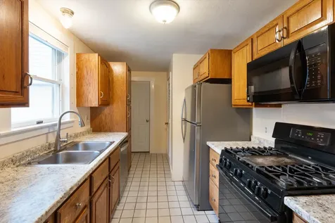 102 Davis Road Bradford NH 03221