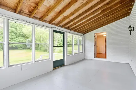 102 Davis Road Bradford NH 03221