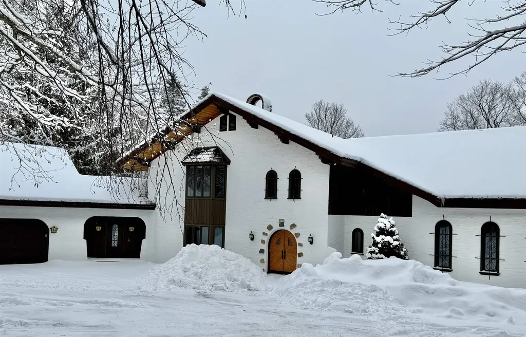20 West Ridge Road Stratton VT 05155