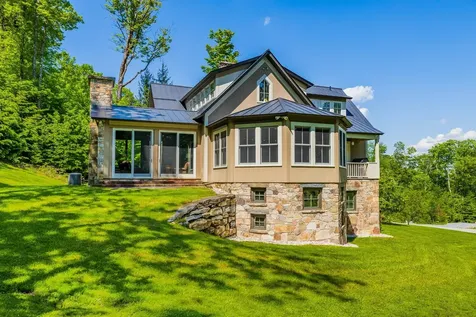 17 West Branch Road Winhall VT 05340
