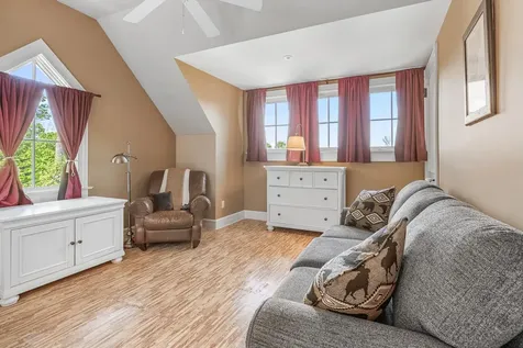 17 West Branch Road Winhall VT 05340