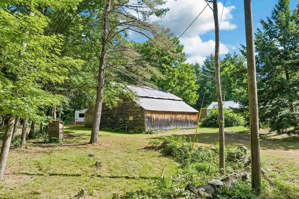 32 Hermit Woods Road Sanbornton NH 03269