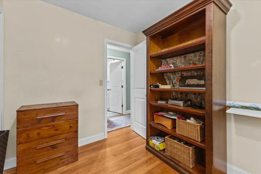 76 Venus Avenue Burlington VT 05408