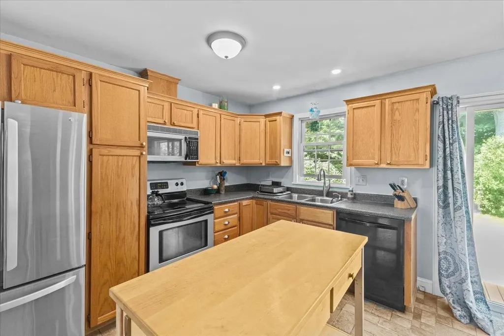 76 Venus Avenue Burlington VT 05408