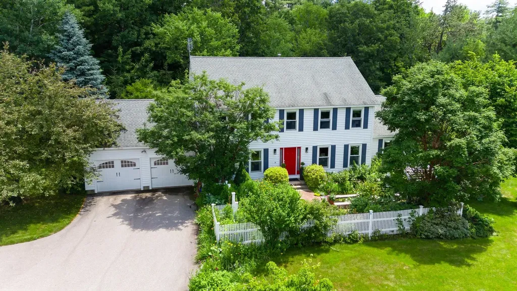 15 Everest Drive Merrimack NH 03054