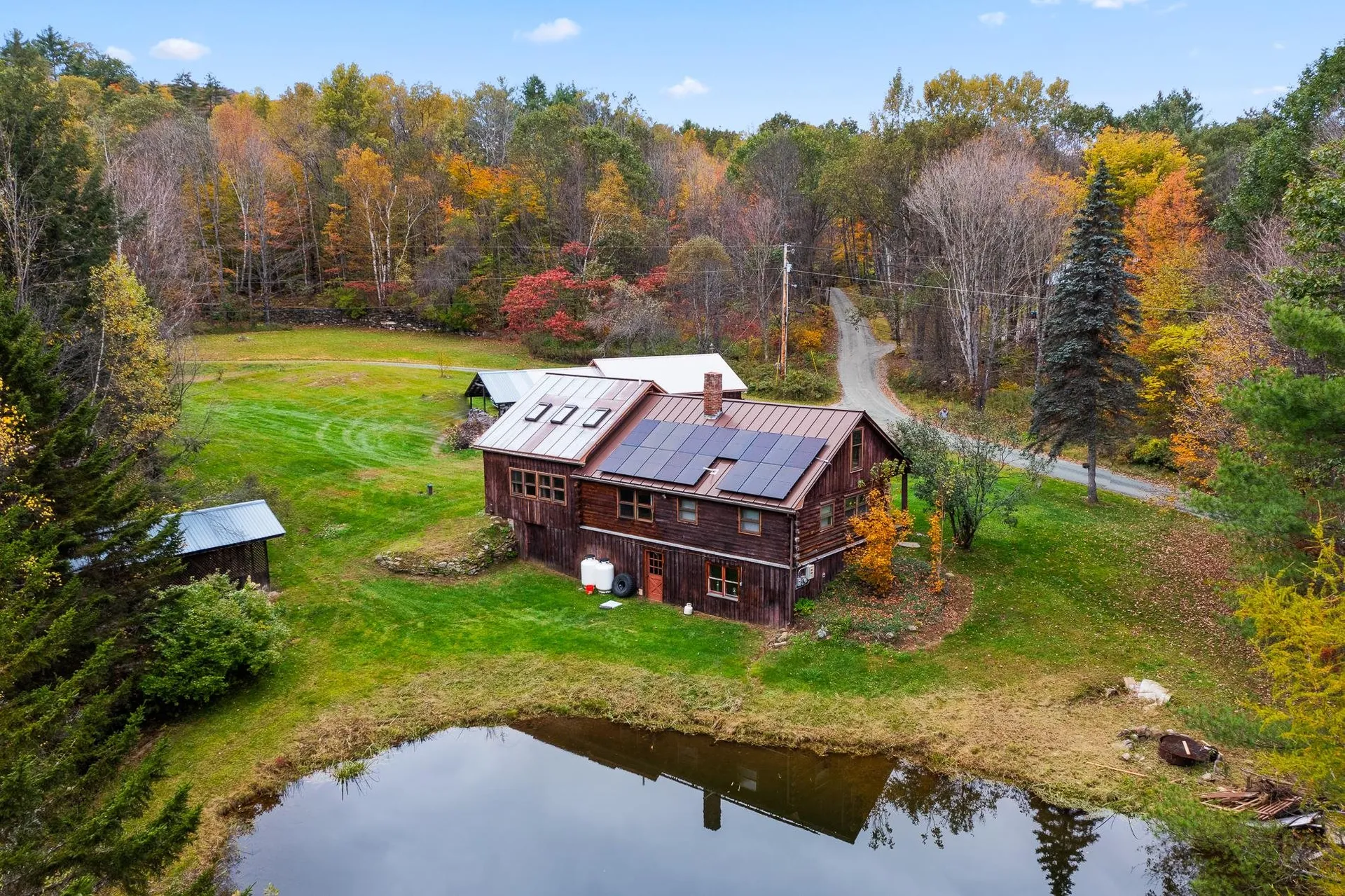 19 Lord Road Hartland VT 05048