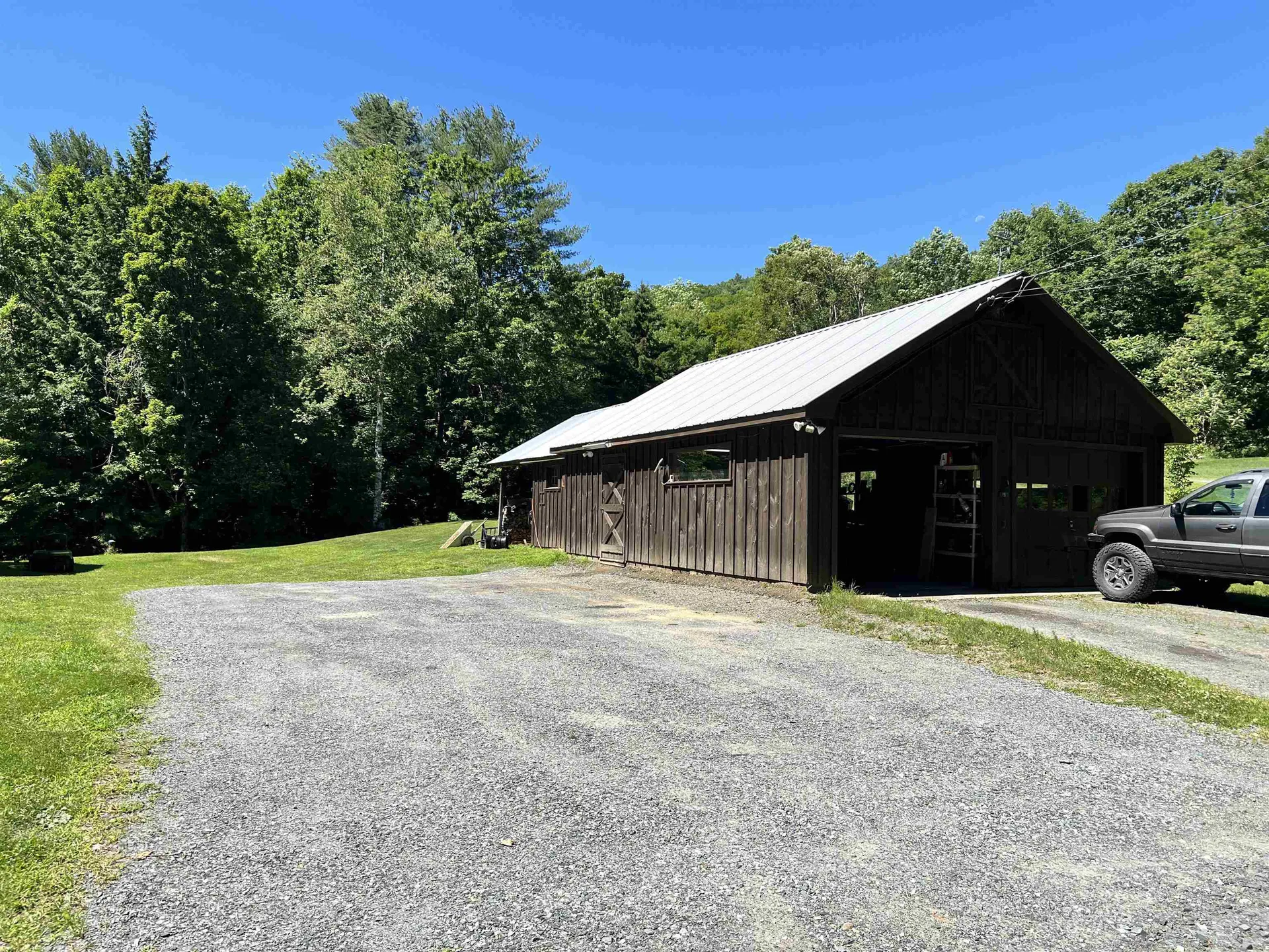 19 Lord Road Hartland VT 05048