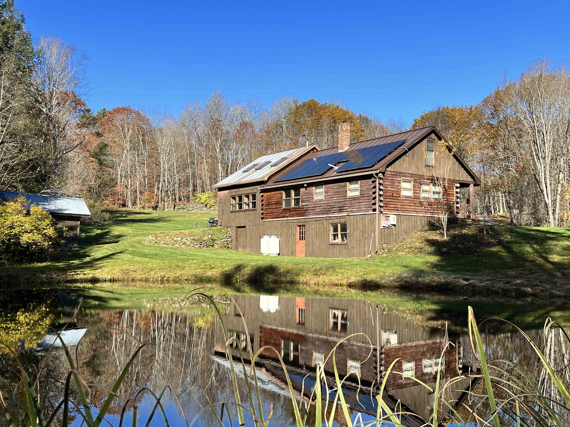 19 Lord Road Hartland VT 05048