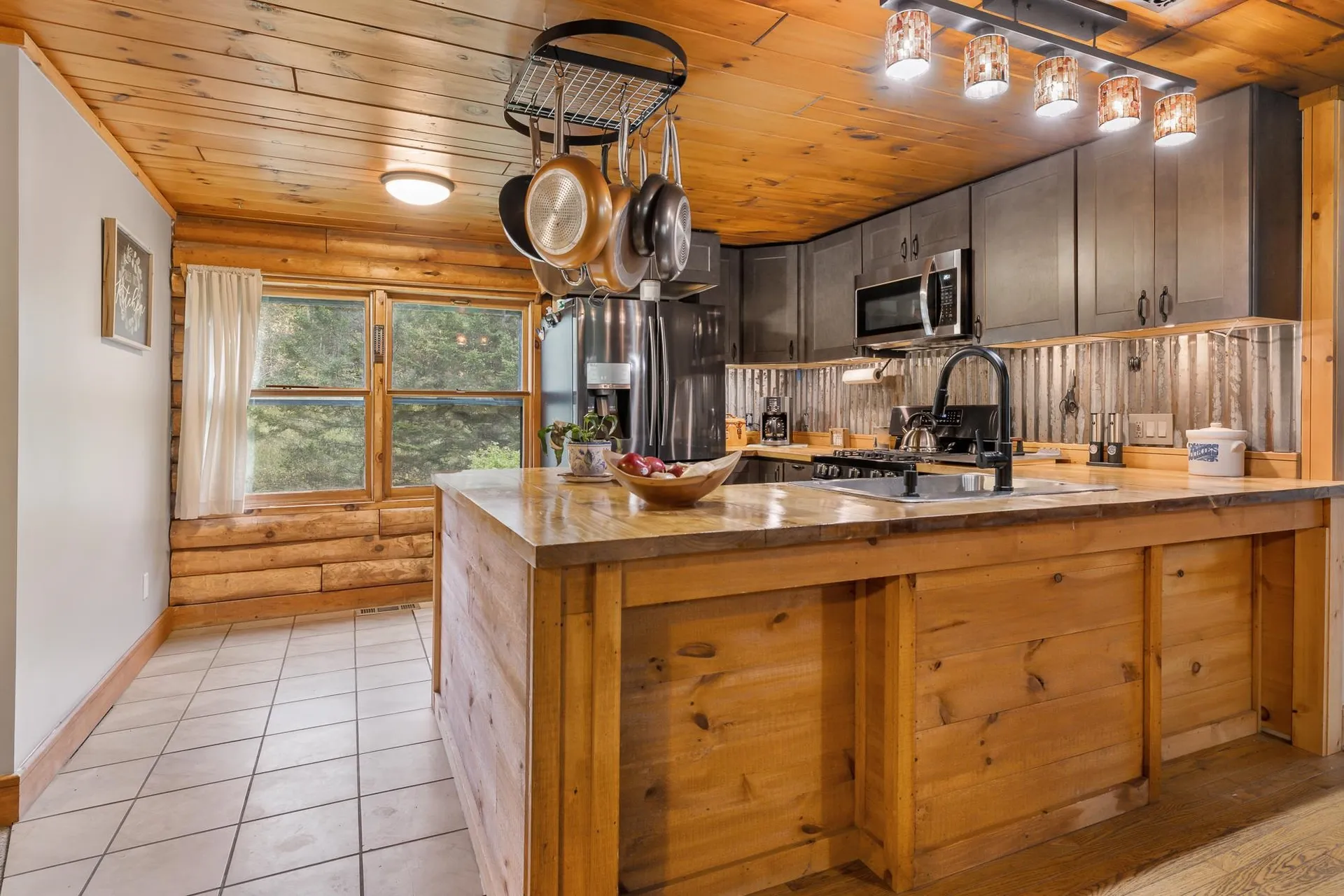 19 Lord Road Hartland VT 05048