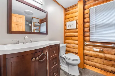 19 Lord Road Hartland VT 05048