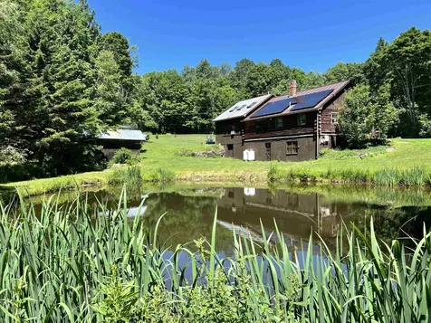 19 Lord Road Hartland VT 05048
