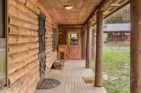19 Lord Road Hartland VT 05048