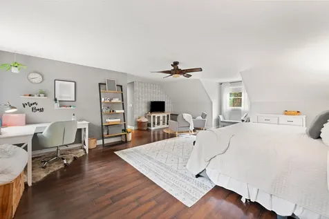 13 Twin Street Windham NH 03087