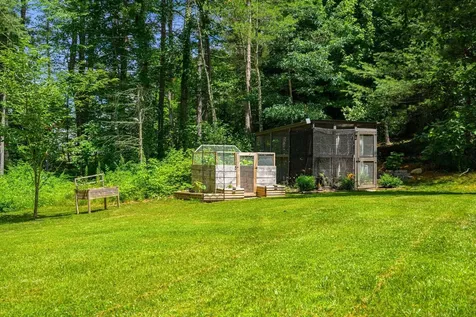 13 Twin Street Windham NH 03087