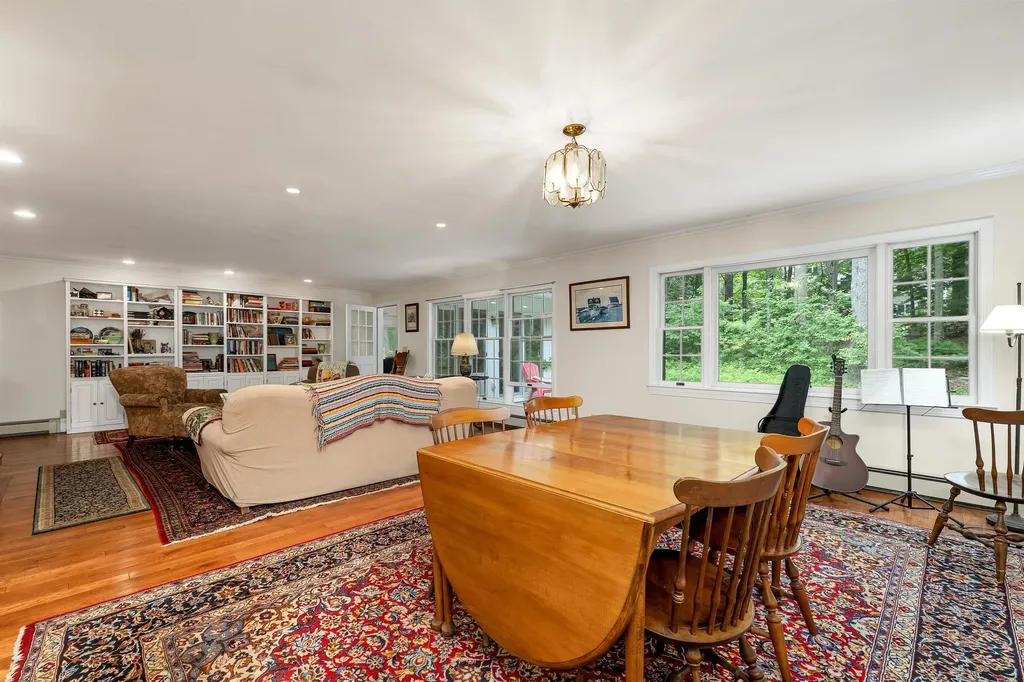 3 Applewood Drive Wolfeboro NH 03894