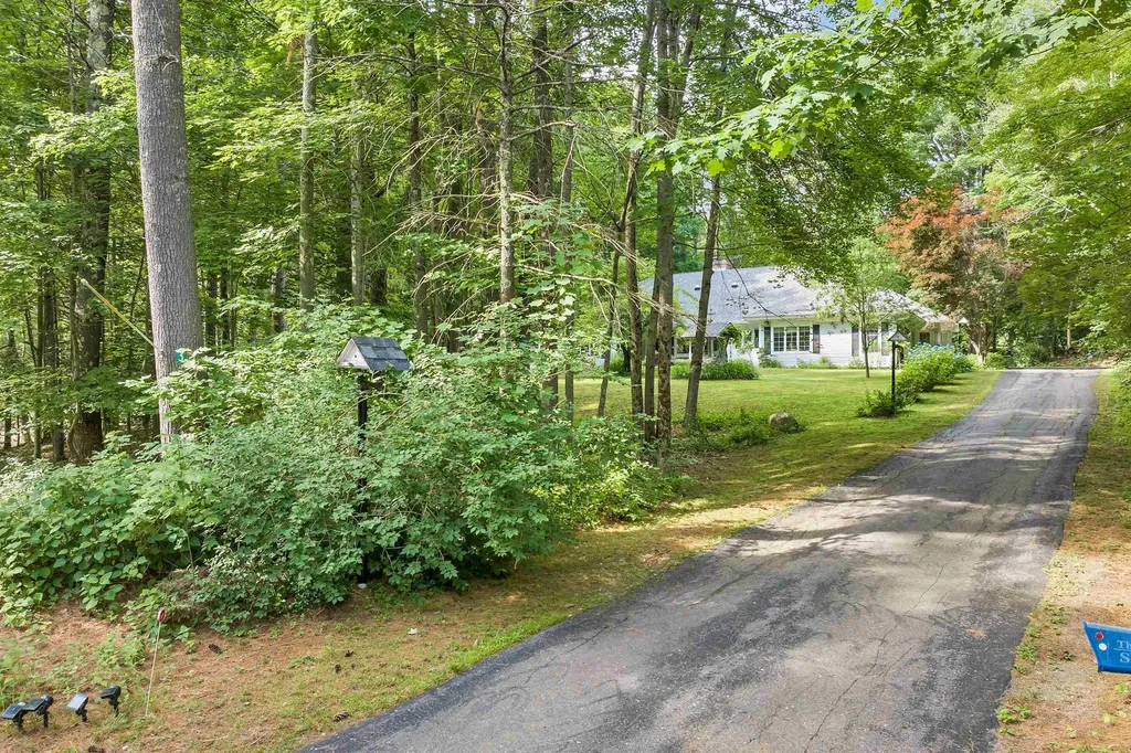 3 Applewood Drive Wolfeboro NH 03894