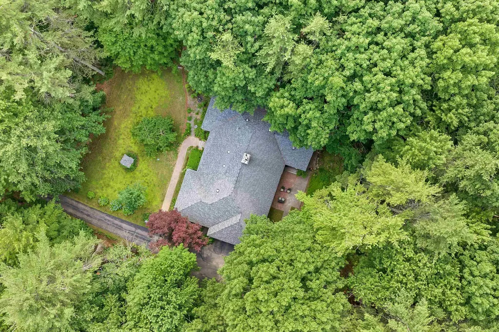3 Applewood Drive Wolfeboro NH 03894
