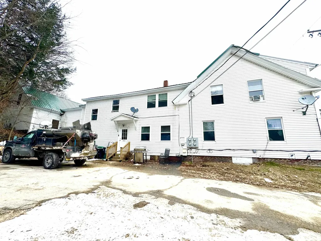 397 W Main Street Tilton NH 03276