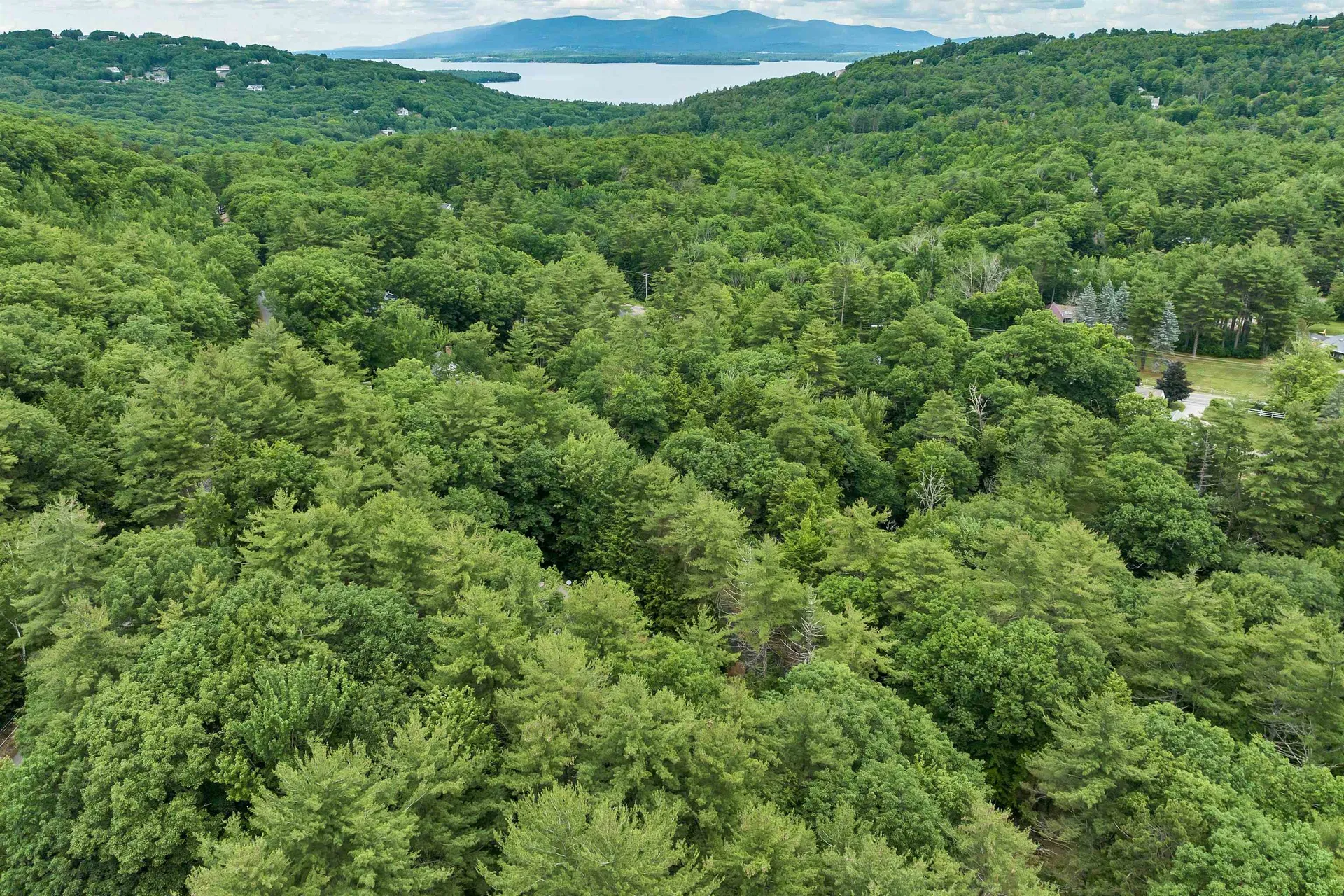 31 Area Road Gilford NH 03249