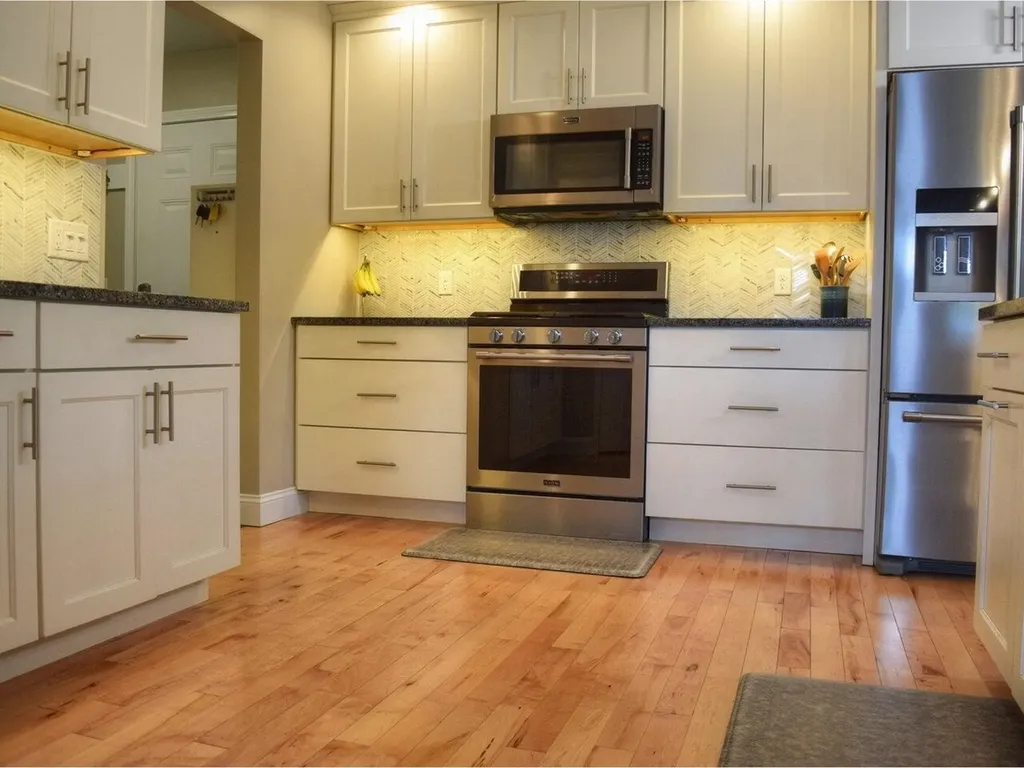 22 Bittersweet Lane Jericho VT 05465