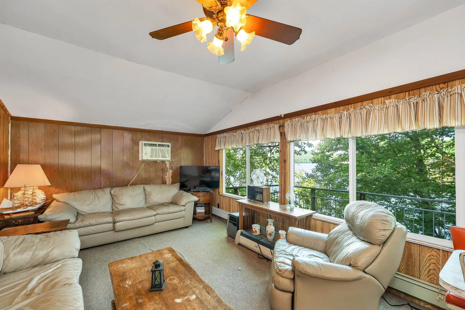 19 Canal Street Meredith NH 03253