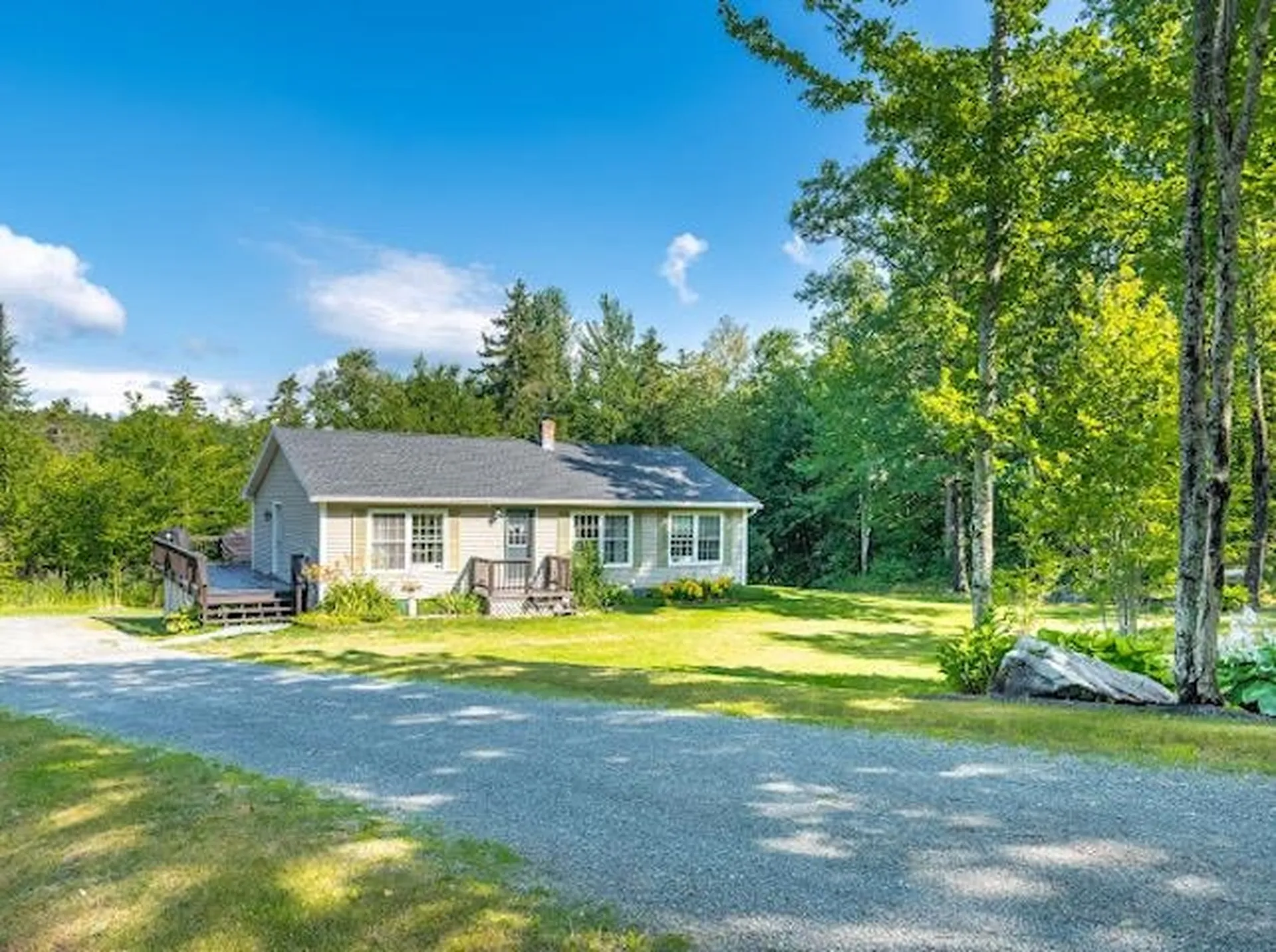 772 Saint Johnsbury Road Littleton NH 03561