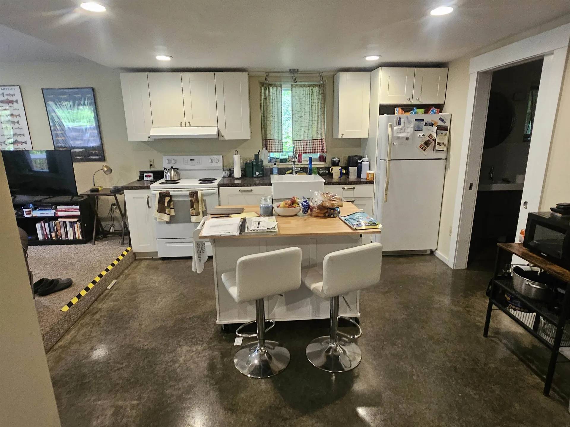 81 Assisqua Avenue St. Johnsbury VT 05819