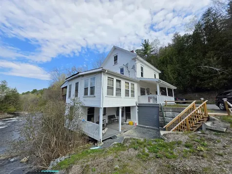 81 Assisqua Avenue St. Johnsbury VT 05819