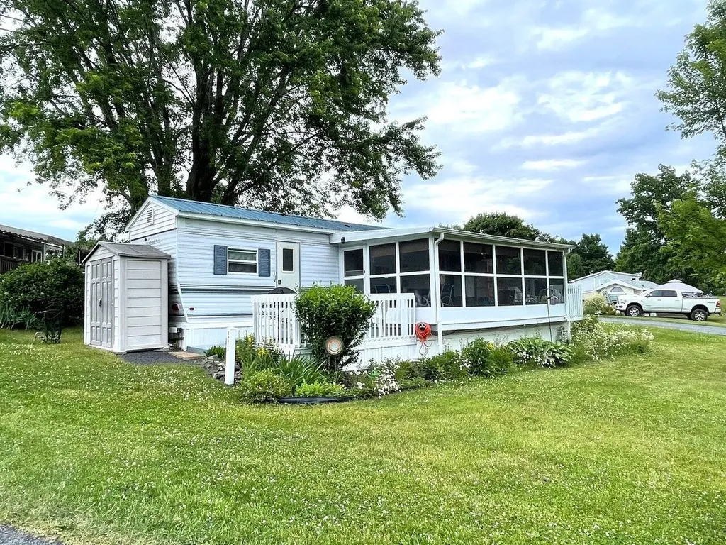 23 Eagle Lane South Hero VT 05486