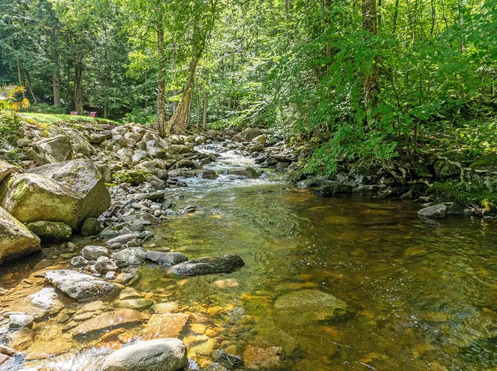 390 Coventry Road Benton NH 03785