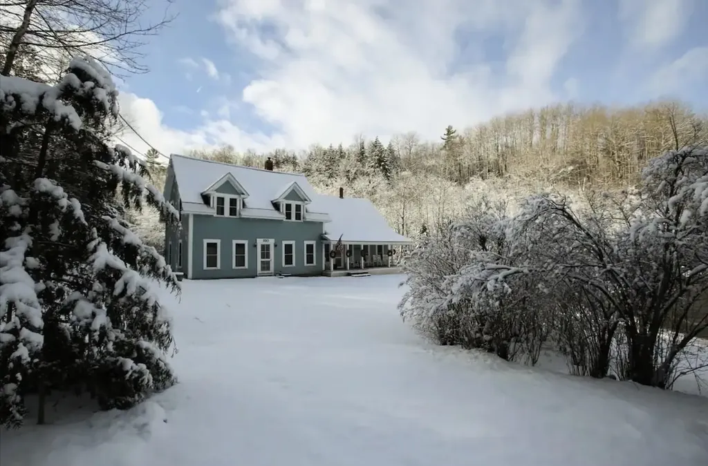 390 Coventry Road Benton NH 03785