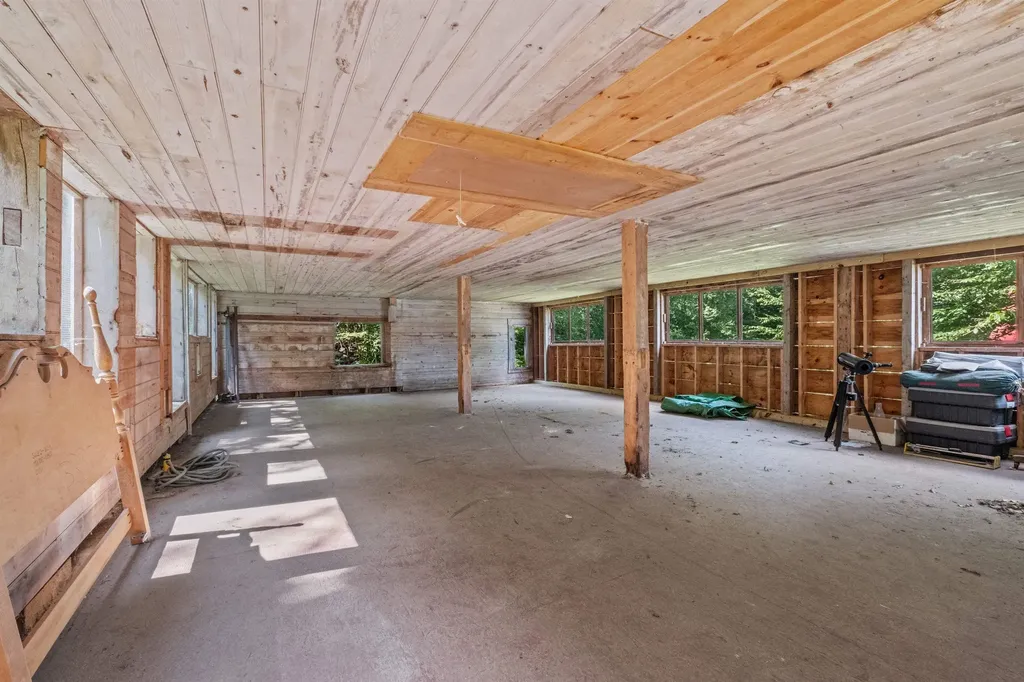 390 Coventry Road Benton NH 03785