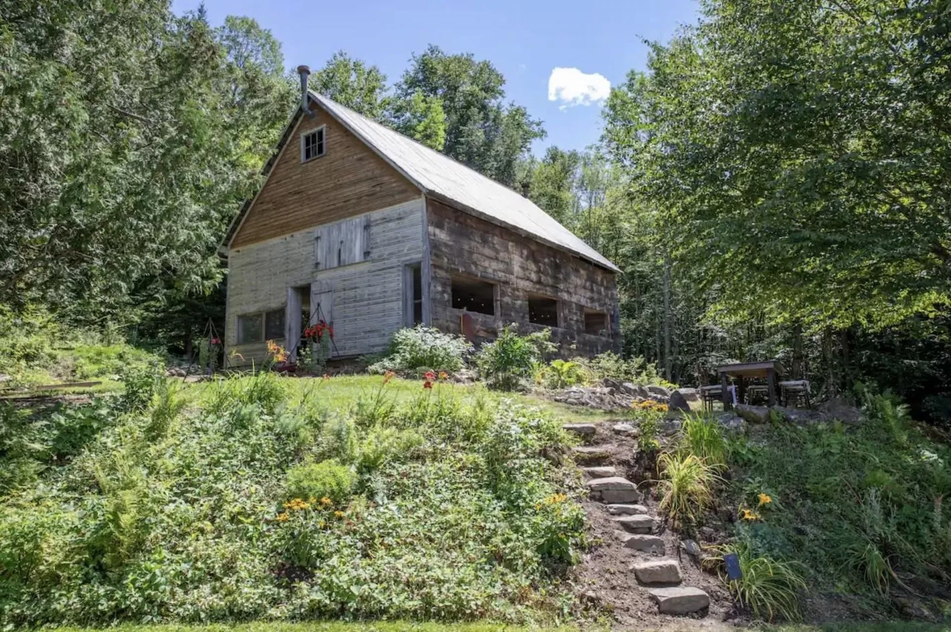 390 Coventry Road Benton NH 03785