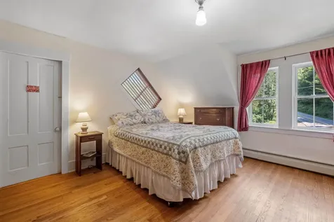 390 Coventry Road Benton NH 03785