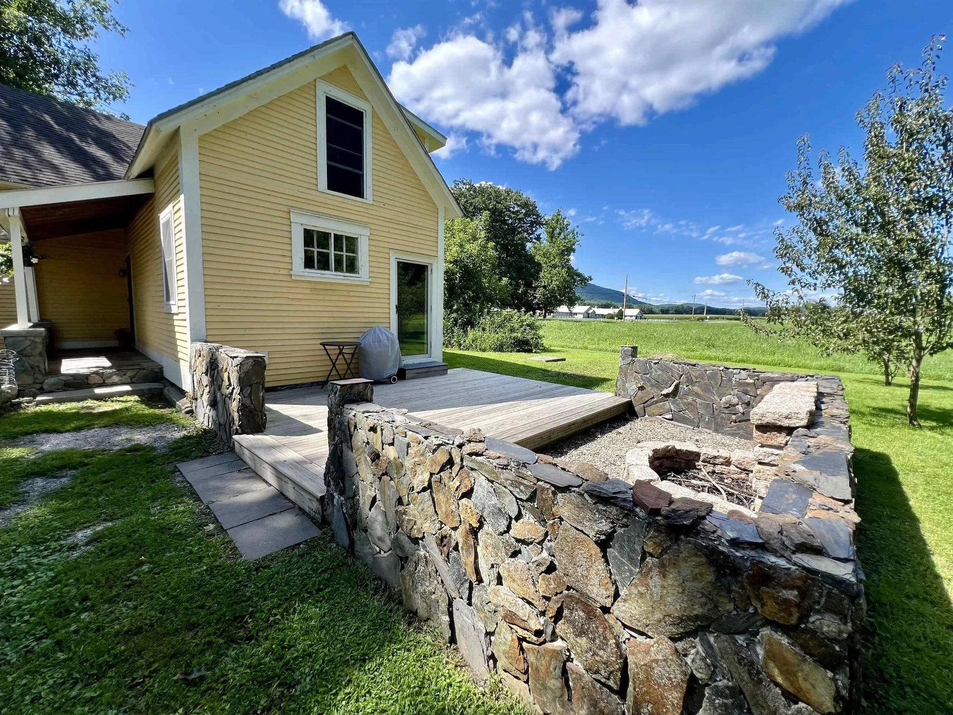 95 Windsor Road Claremont NH 03743