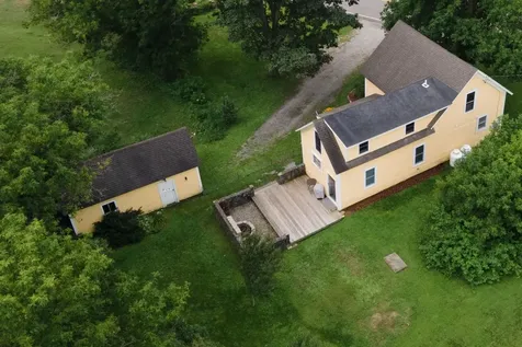 95 Windsor Road Claremont NH 03743