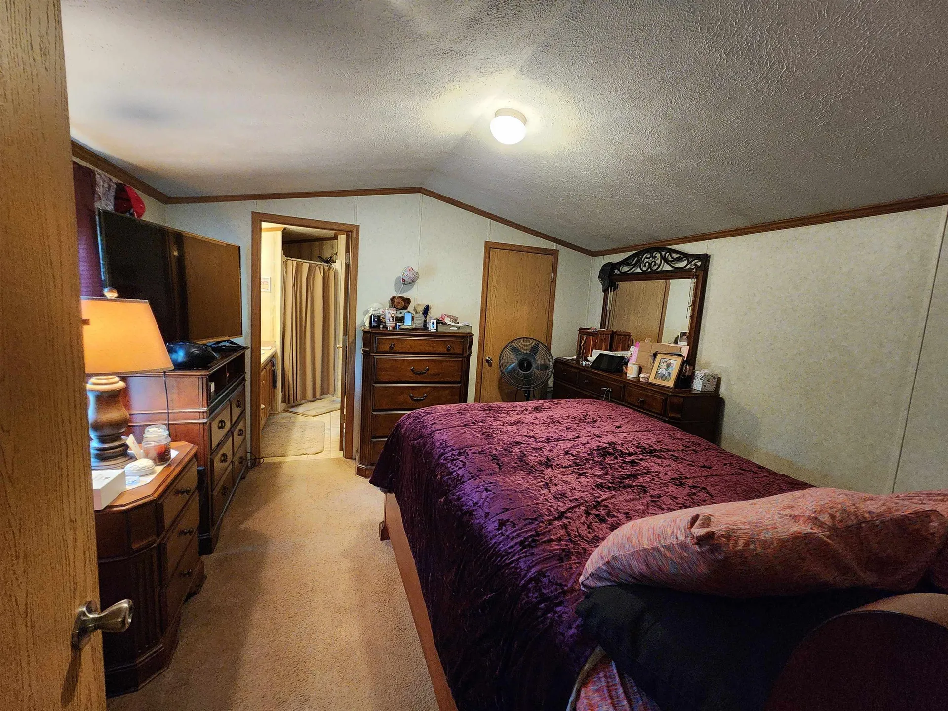 42 Country Village Road Whitefield NH 03598