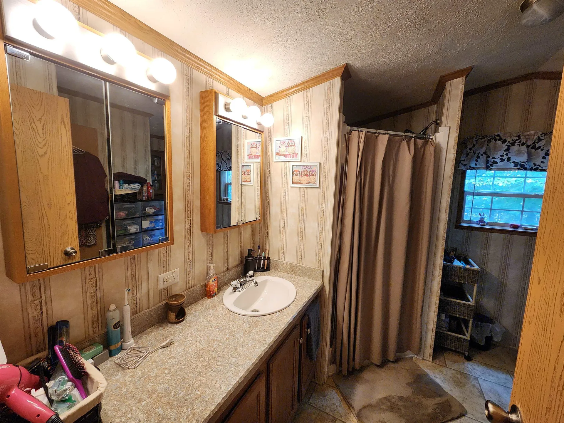 42 Country Village Road Whitefield NH 03598