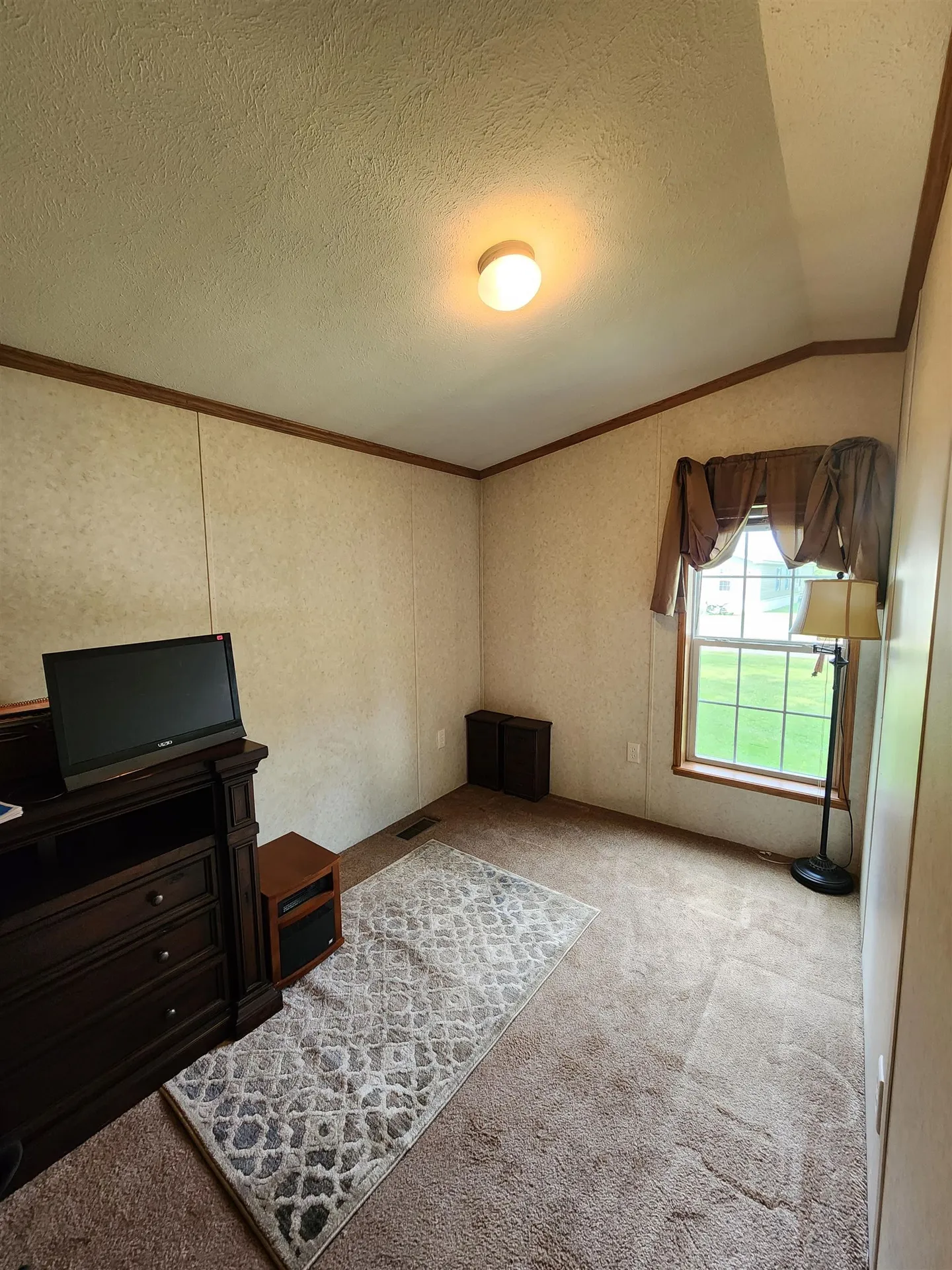 42 Country Village Road Whitefield NH 03598