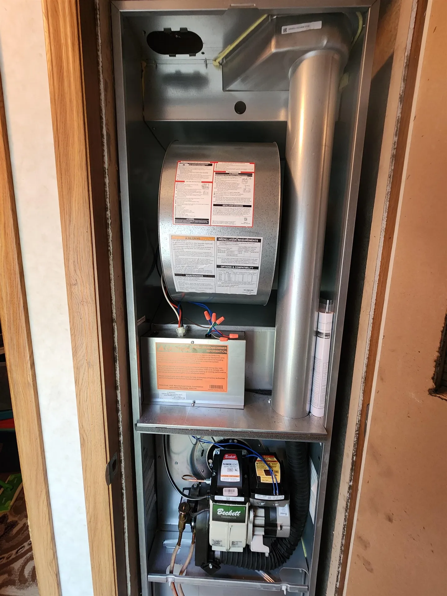 42 Country Village Road Whitefield NH 03598