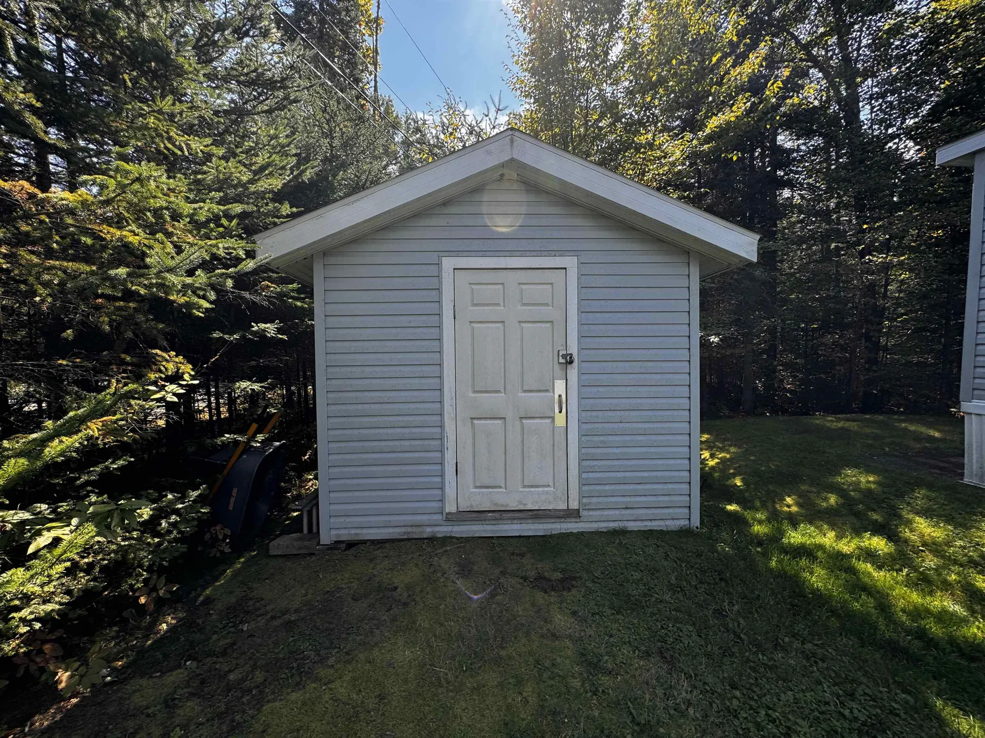 42 Country Village Road Whitefield NH 03598